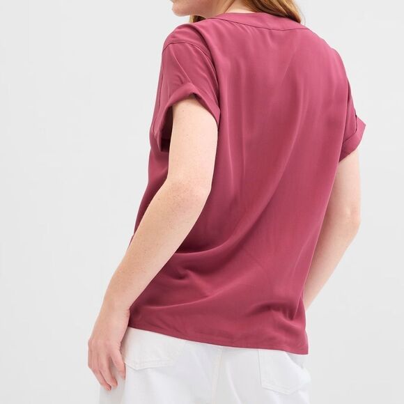 Gap V-Neck Top Black S  NWT IN PACKAGING  ( other color are‎ examples) - Picture 4 of 8